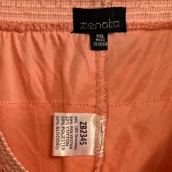 Cute Women's Shorts - Picture 5 of 6